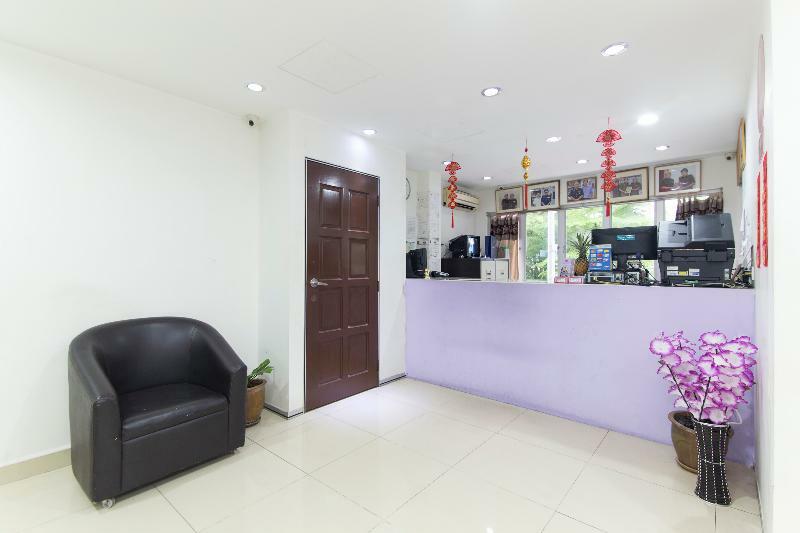 Oyo 280 Hotel Dragon Inn Kuala Lumpur Exterior photo